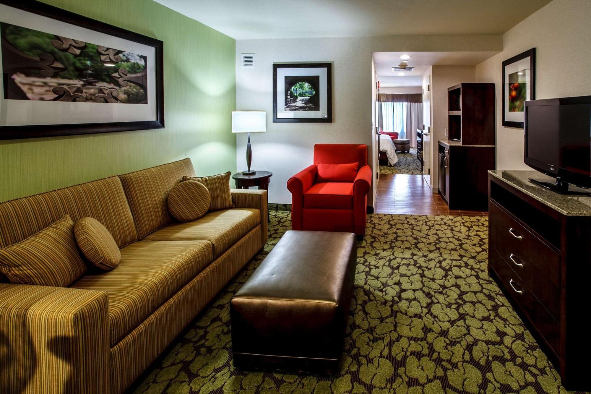 Hilton Garden Inn New York/Staten Island Экстерьер фото