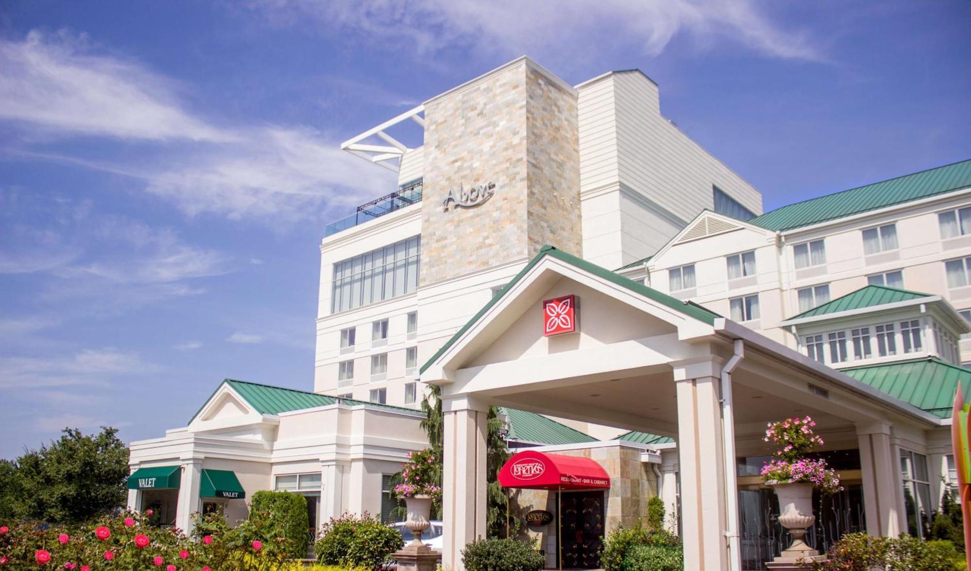 Hilton Garden Inn New York/Staten Island Экстерьер фото